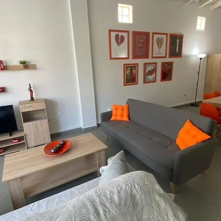 Romeο House * Patras