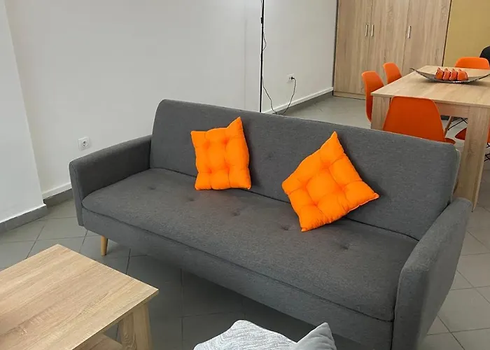 Romeο House * Patras