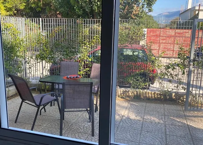 Romeο House Appartement