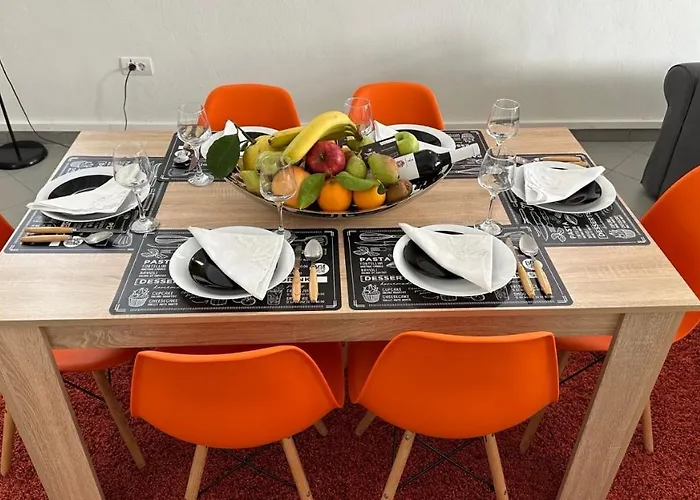 Romeο House Patras
